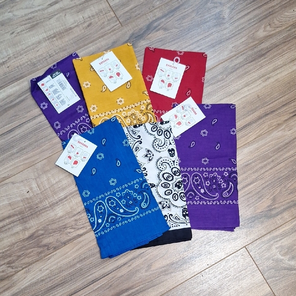 Colorful Bandana Set - Picture 1 of 1
